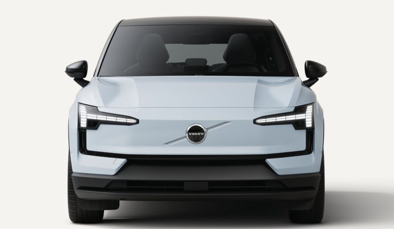 Volvo EX30 Front 2025